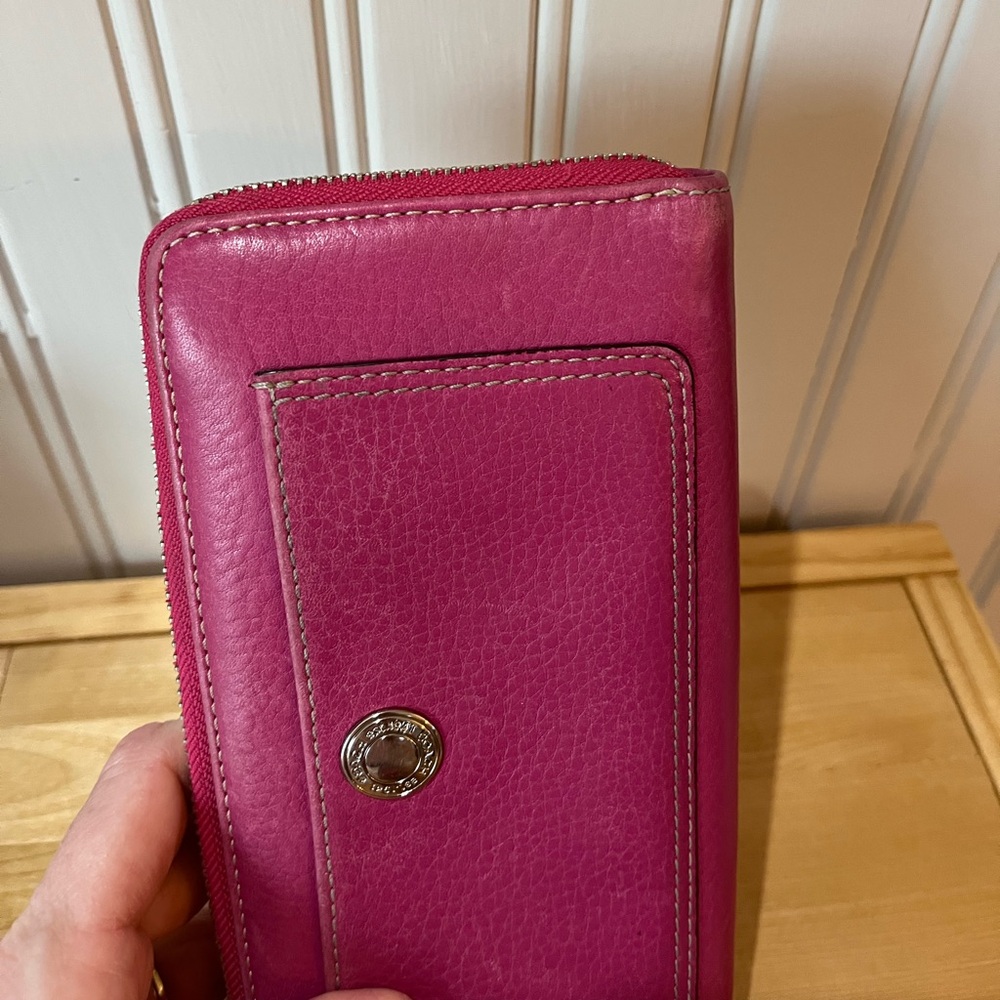 Coach Zip around Long Wallet - Vtg - Picture 8 of 9